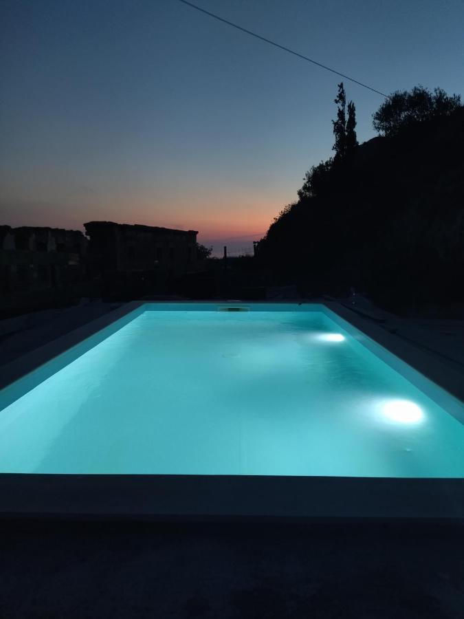 Villa Serenity Vóvikes Exteriör bild